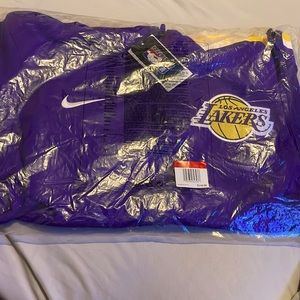 COPY - Men's Los Angeles Lakers Nike Showtime jacket